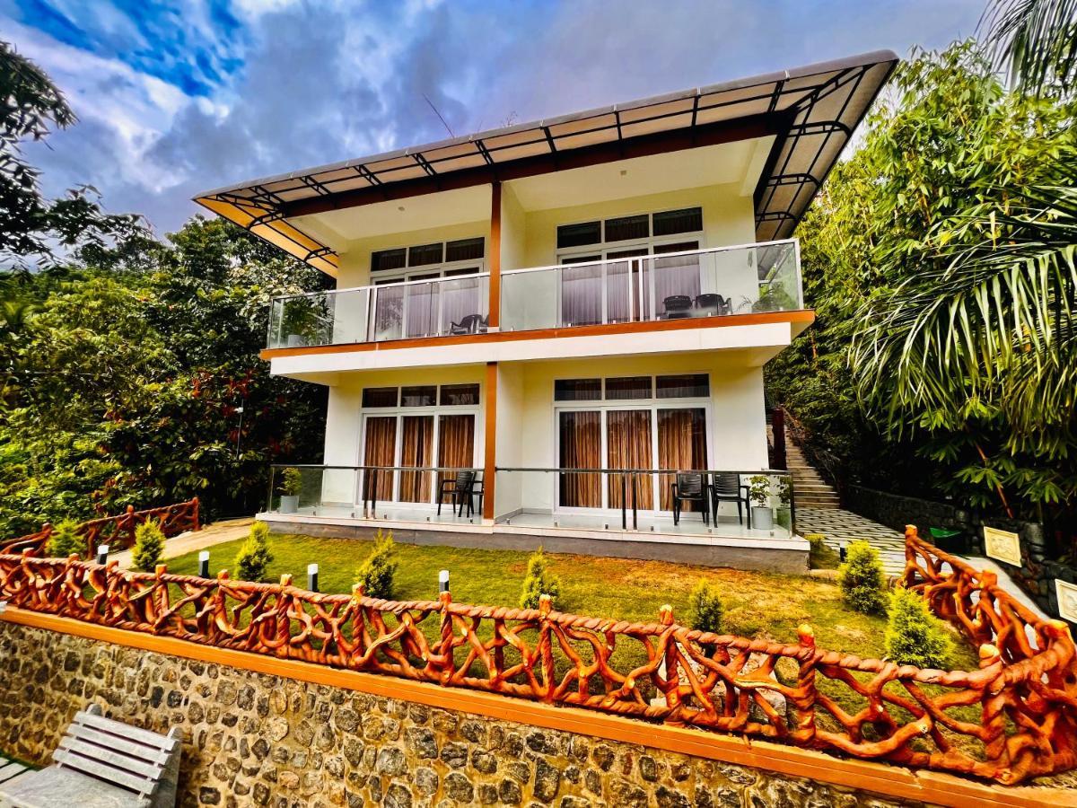 Blue Peaks Holiday Home มุนนาร์ ภายนอก รูปภาพ
