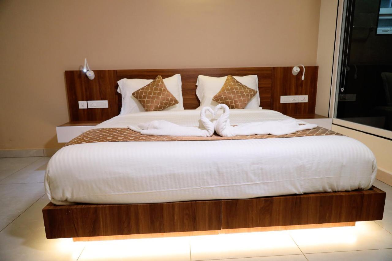 Blue Peaks Holiday Home มุนนาร์ ภายนอก รูปภาพ