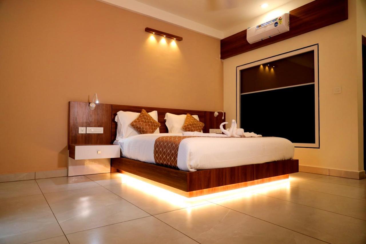 Blue Peaks Holiday Home มุนนาร์ ภายนอก รูปภาพ