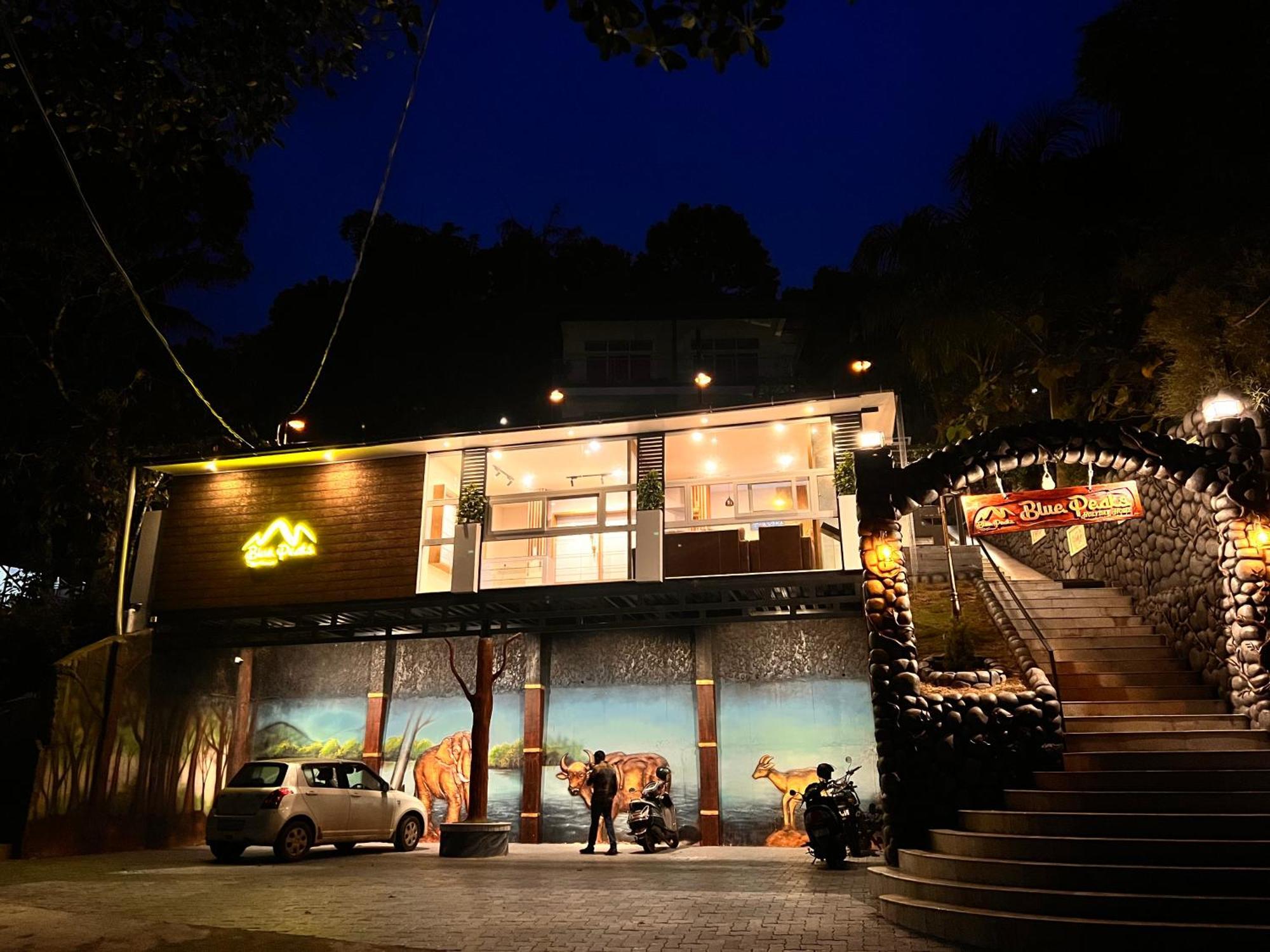 Blue Peaks Holiday Home มุนนาร์ ภายนอก รูปภาพ