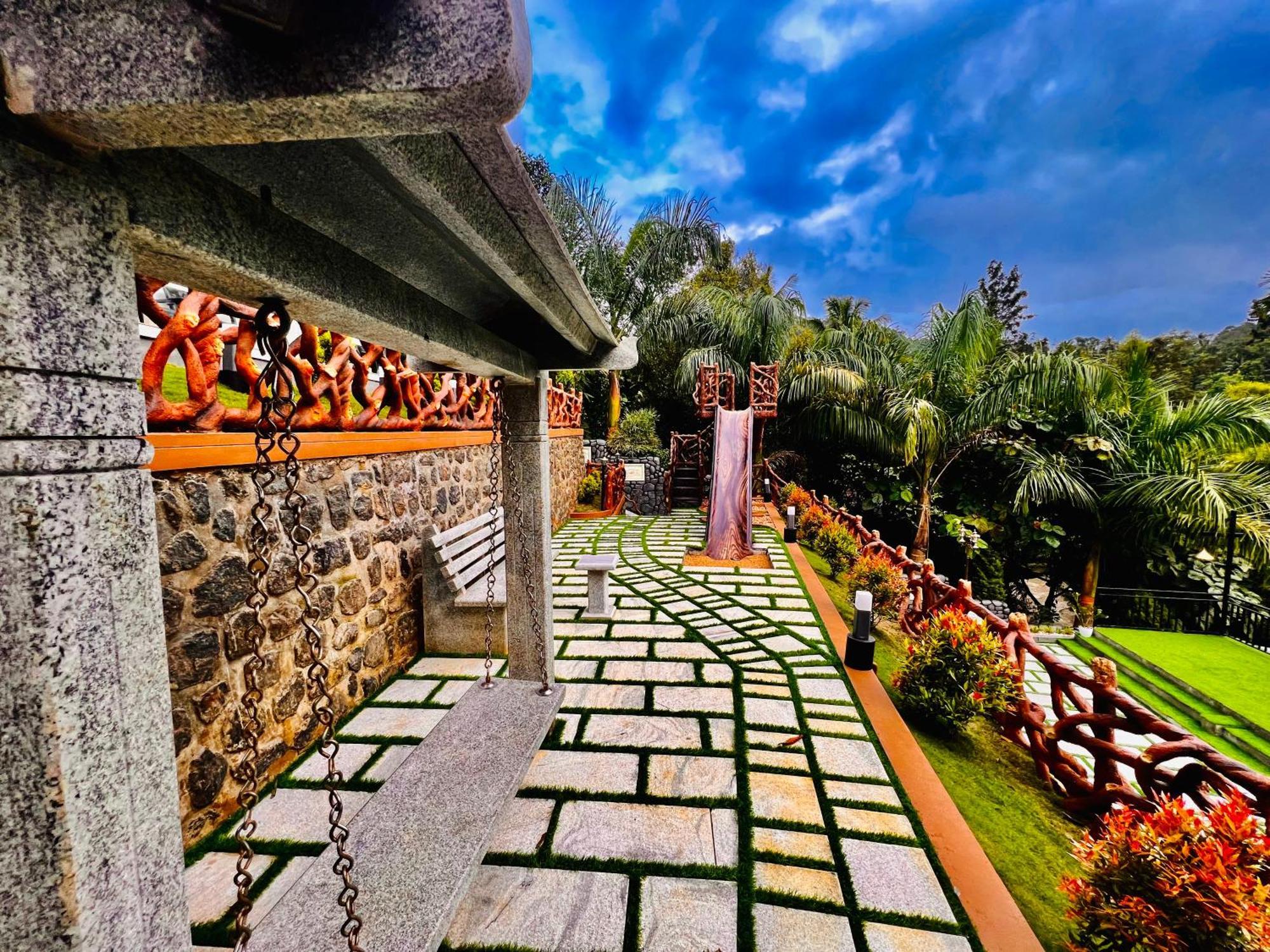 Blue Peaks Holiday Home มุนนาร์ ภายนอก รูปภาพ